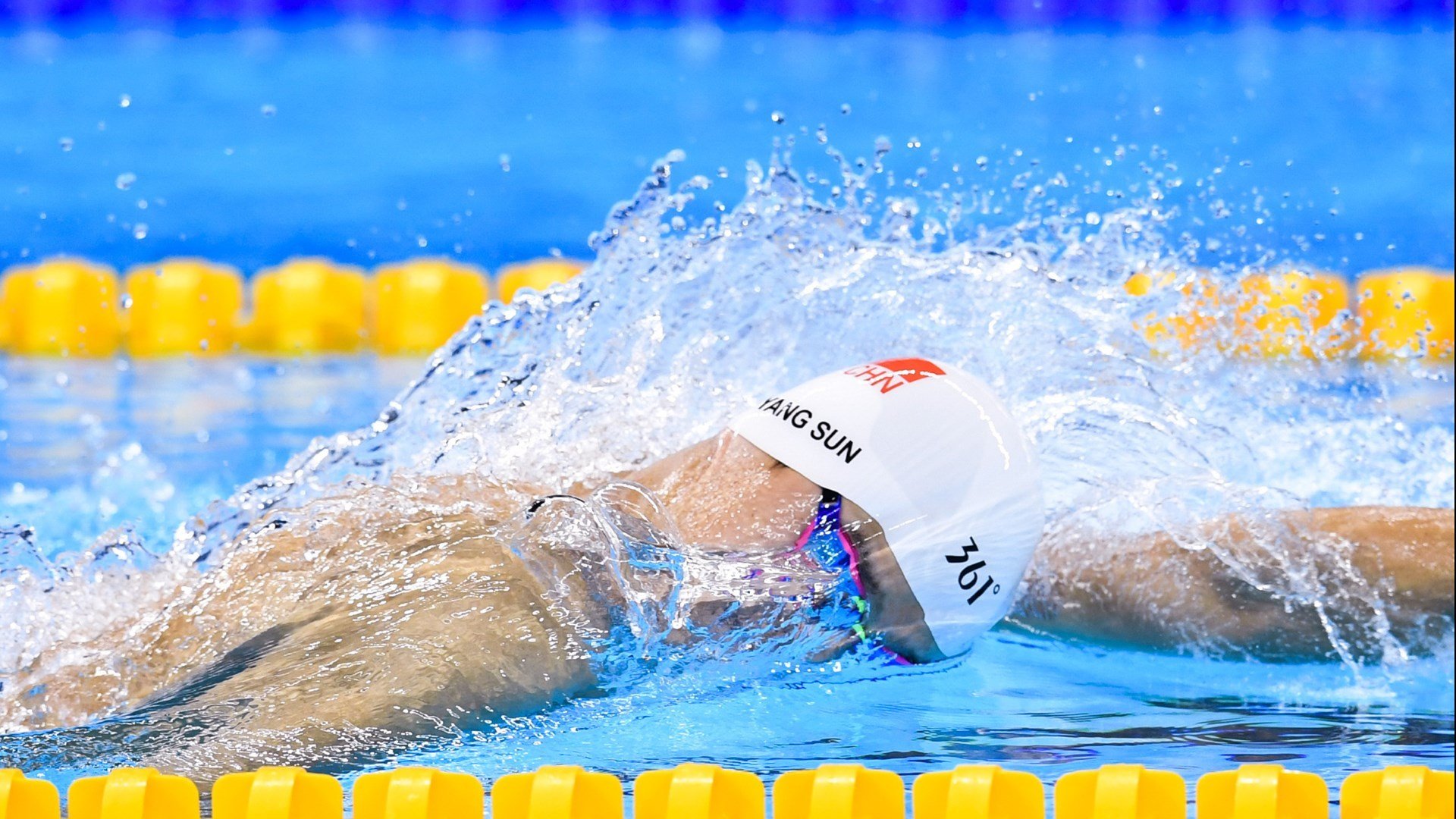 马刺小将训练中展示强烈进攻欲望，马刺新人